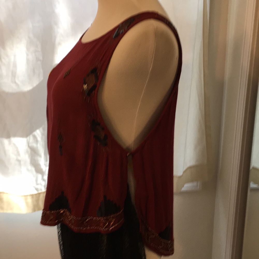 Nwot Beaded Split Button Side Tank - image 4